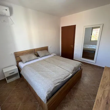 Breeze Seaview Durrës